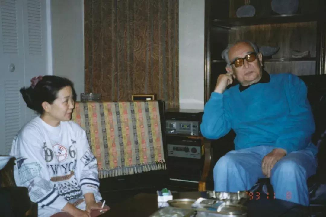 世人说我的爸爸是神，但他就是个普通人