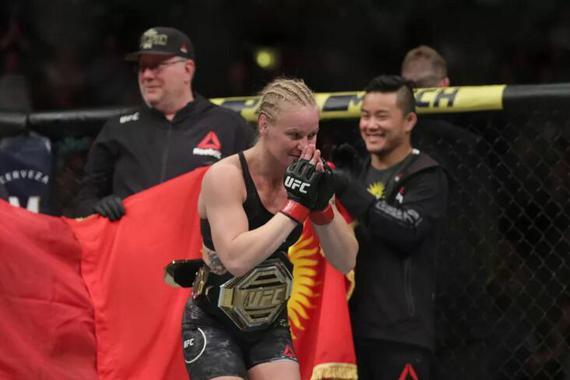 舍甫琴科vs伊布,舍甫琴科vs鲁梅尼格