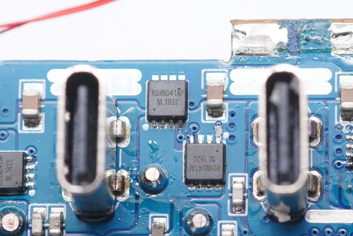 绿联氮化镓100w商务版,绿联氮化镓100W快充