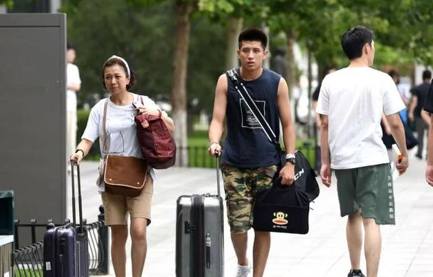 单招专科和统招大专毕业证一样吗,专科院校单招和统招有什么区别