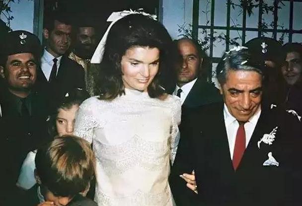 最好命女人：父亲是亿万富商，一婚嫁俄罗斯首富，二婚找希腊船王