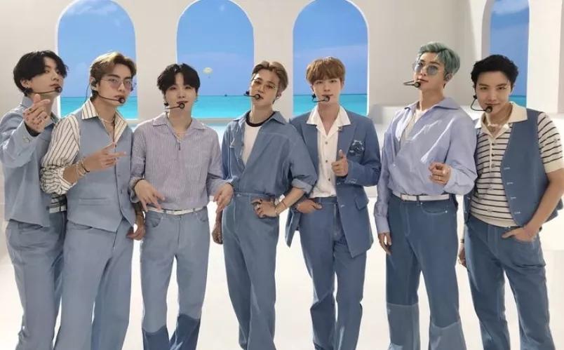 韩团对粉丝的态度和评价,韩团对粉丝的态度