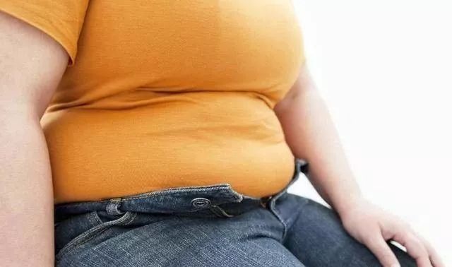 肚子上的赘肉最难减吗,肚子上赘肉为啥最难减