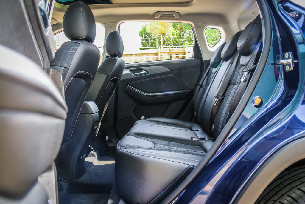 北京汽车智达x3手动荣耀版配置,21款智达x3自动挡荣耀版试驾