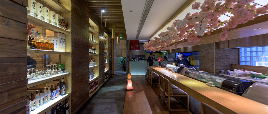 一家米线店一年可以赚多少钱,米线店加盟的商业模式