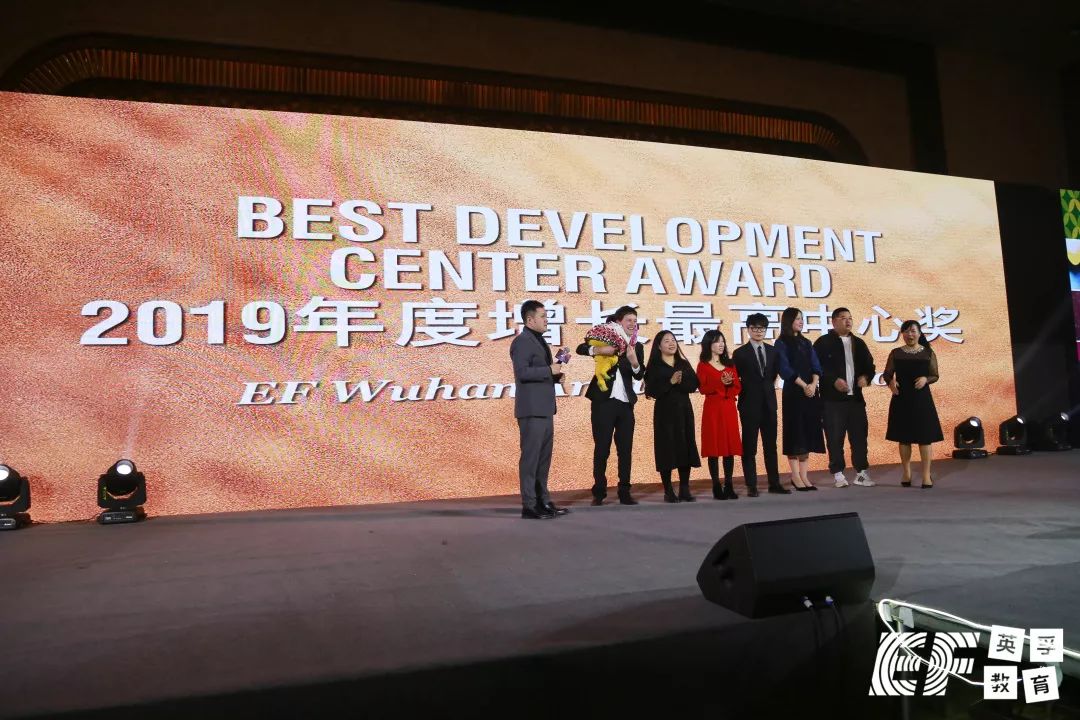 鑻卞瓪澶哄啝,鑻卞瓪娲诲姩鍥為【