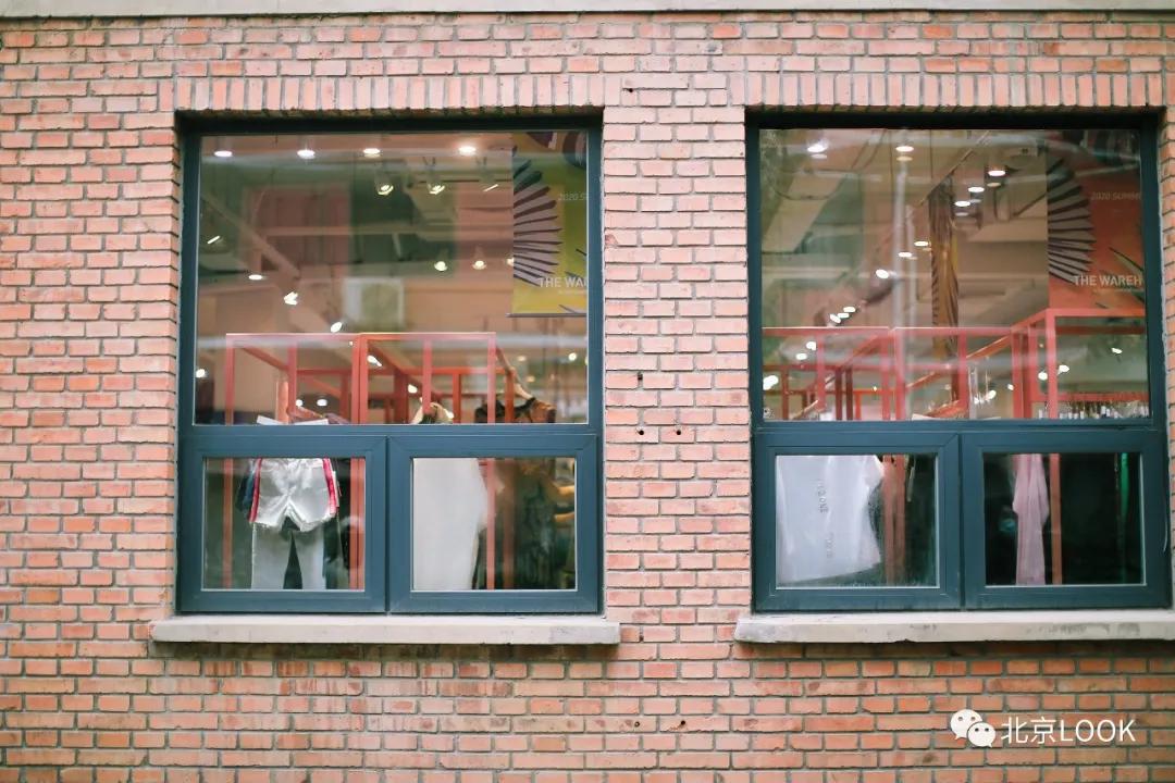 北京新晋时尚仓库1折买明星同款,北京时尚仓库一折