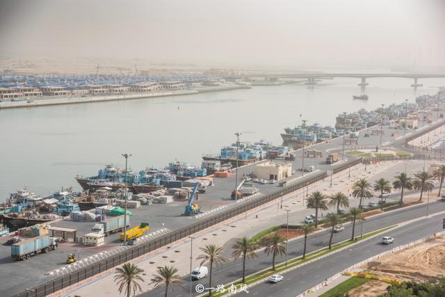 迪拜，阿联酋最受游客欢迎的酋长国，雨水比石油还珍贵