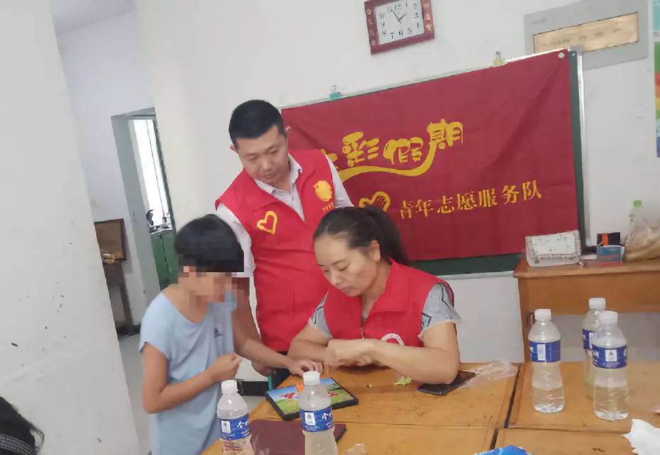 共青团关爱建档立卡贫困青年,共青团帮助青少年