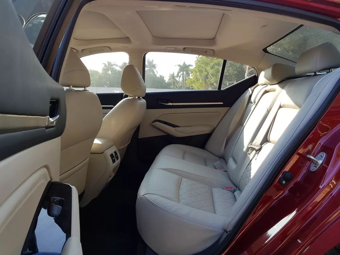 天籁2.0t252马力,一台天籁的成本造价