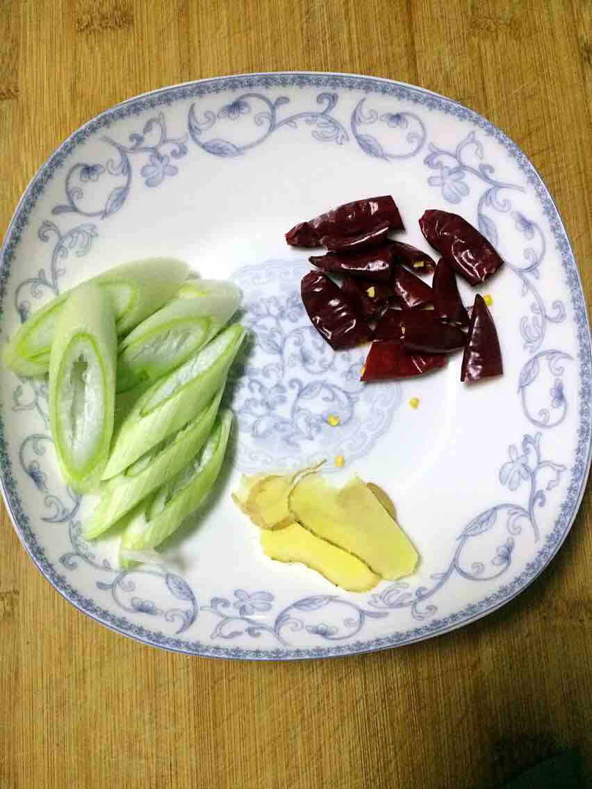 得痔疮炒什么菜,治痔疮的菜是什么菜