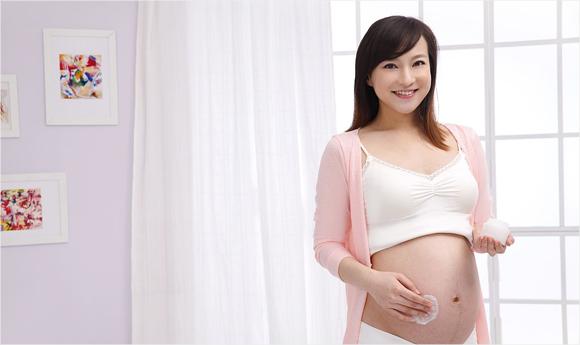 孕妇冬天皮肤干燥用什么,冬天孕妈妈怎么穿衣服