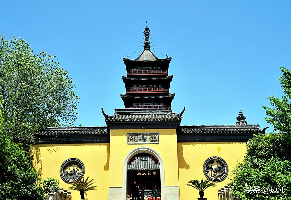 南湖是浙江三大名湖之一,嘉兴南湖三大名湖