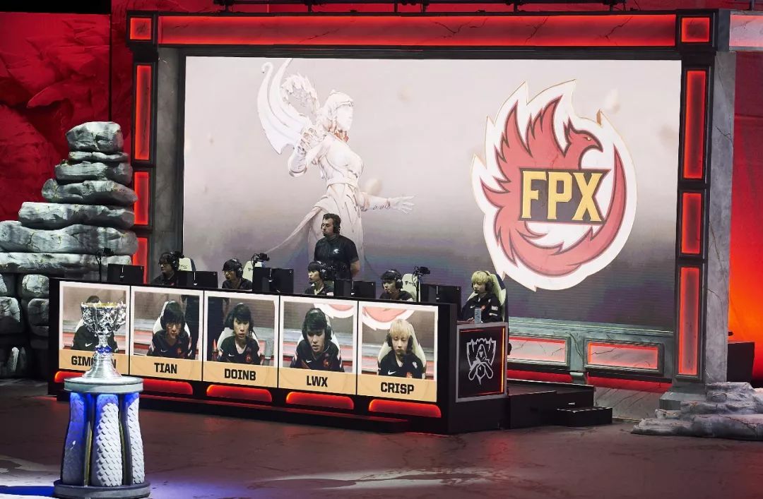 王思聪1.5亿欠款背后：泛文娱布局失败，电影项目融资难