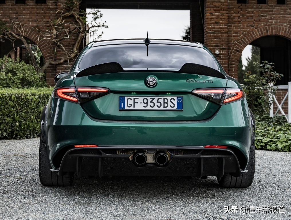 新车阿尔法罗密欧suv,新车性能了解