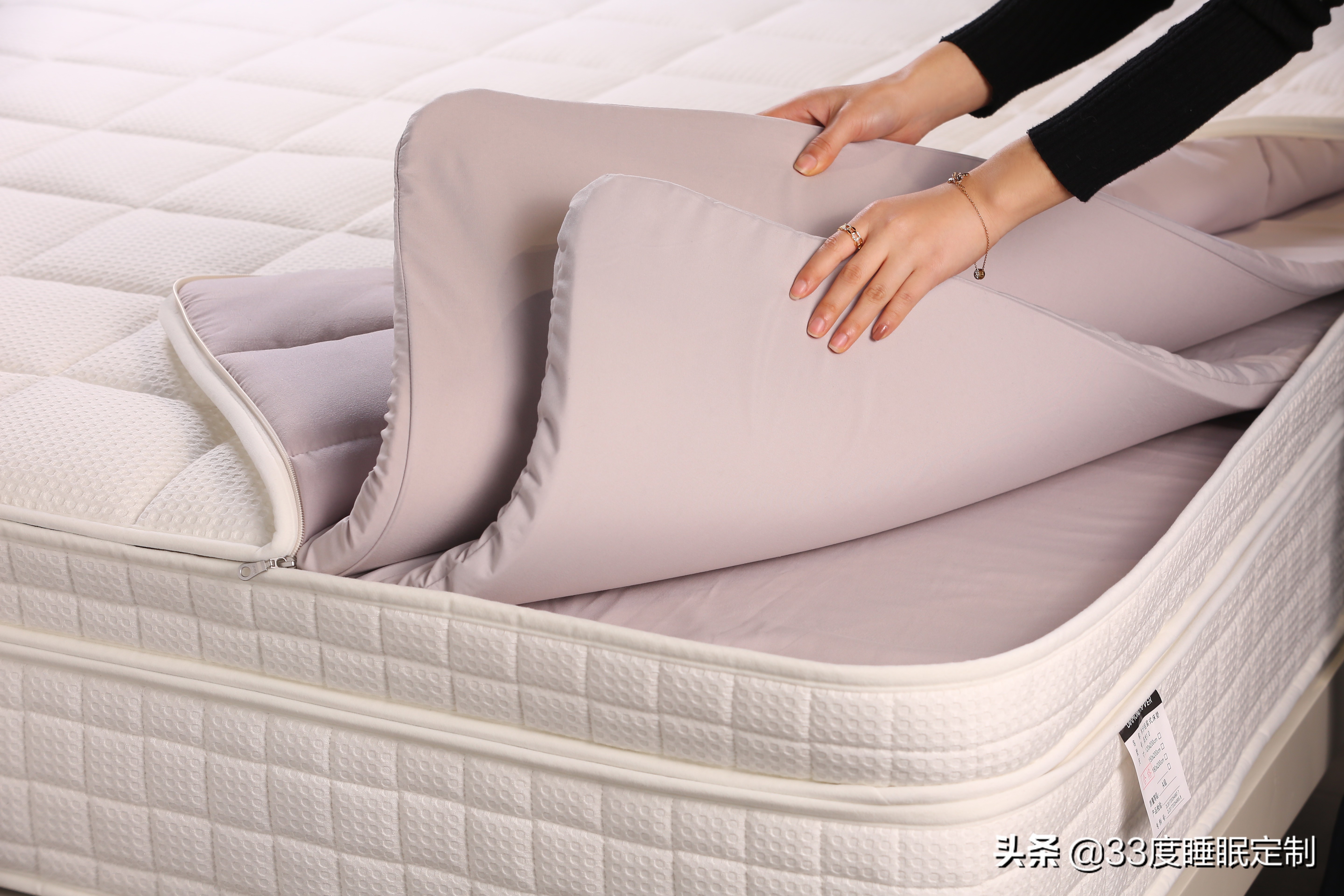 床垫太大怎么搬上楼有什么办法,20cm厚的床垫怎么弄上楼