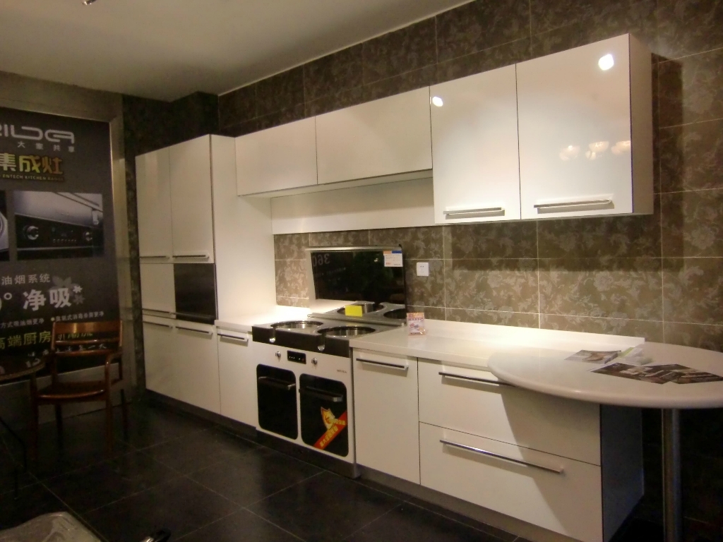 口碑好侧吸式集成灶哪家便宜一点,抽油烟机选顶吸还是集成灶