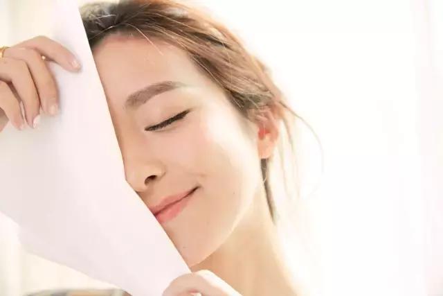 芦荟胶到底该怎么用才正确呢,芦荟胶怎么使用才是正确的