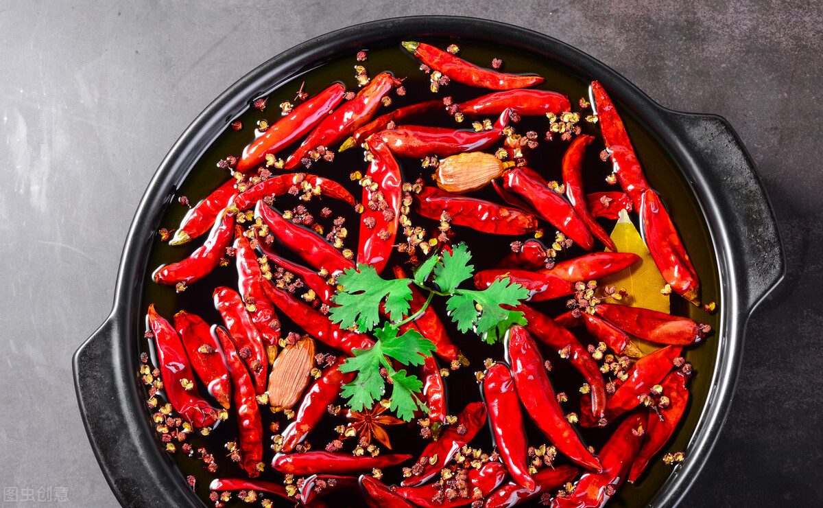 吃麻辣火锅喝哪种饮料最能解辣,火锅解辣方式