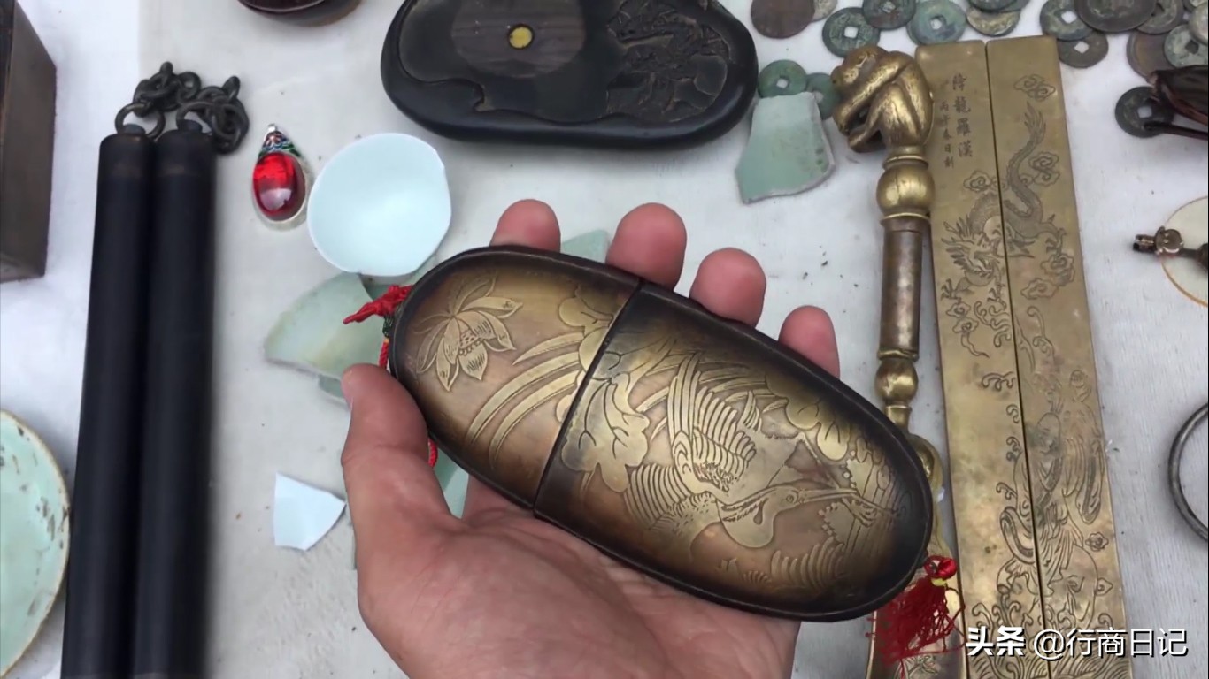 府庙古玩地摊每周日大集,每周四古玩集市