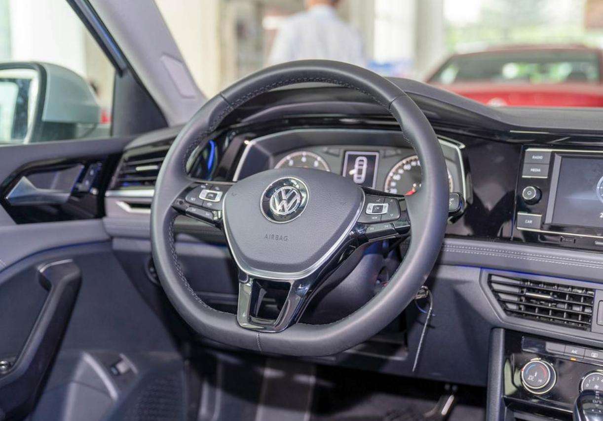 1.4t大众速腾舒适版最新落地价格,1.4t速腾顶配落地