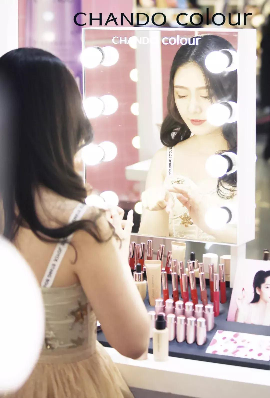 被抖音种草的粉底液,被疯狂种草的底妆