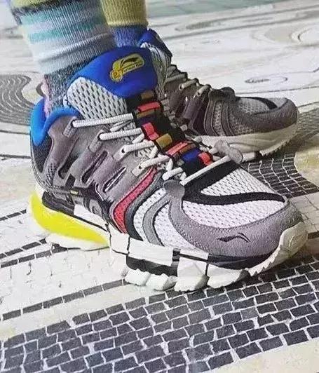 “辛普森一家”入侵城西！0元吃到饱、5折买潮品、折扣享不停~