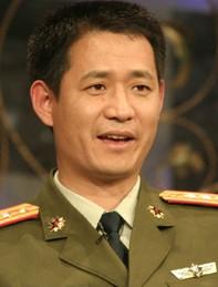 聂海胜：16岁丧父，曾想停学帮妈妈，被“逼”复学后边上学边打工