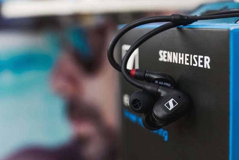 铁三角ls50is和森海塞尔ie40pro,森海塞尔ie40pro