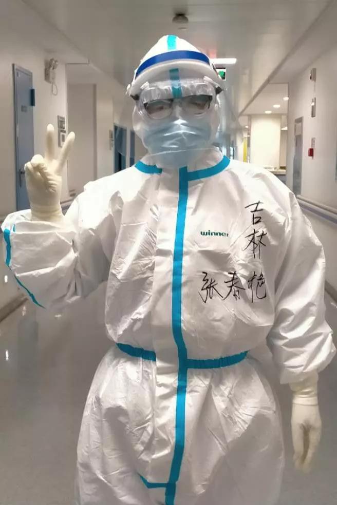 致敬2020每一个逆行的背影,回顾2019年消防员最美逆行背影