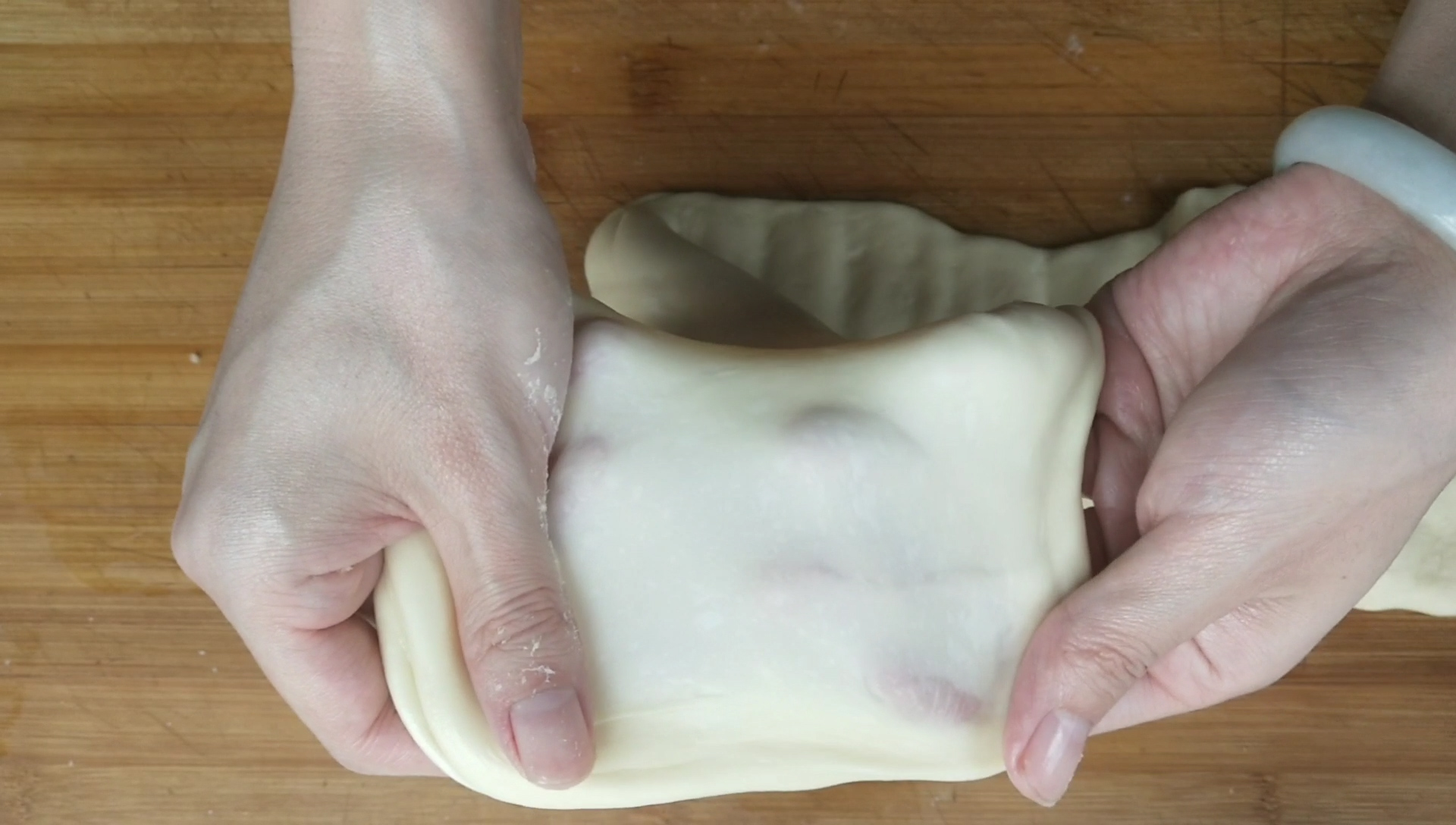 手套膜怎么揉才能出膜,机器揉手套膜的正确方法