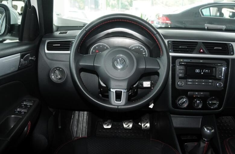 皮实耐用的车宝来,10万内省油耐用宝来