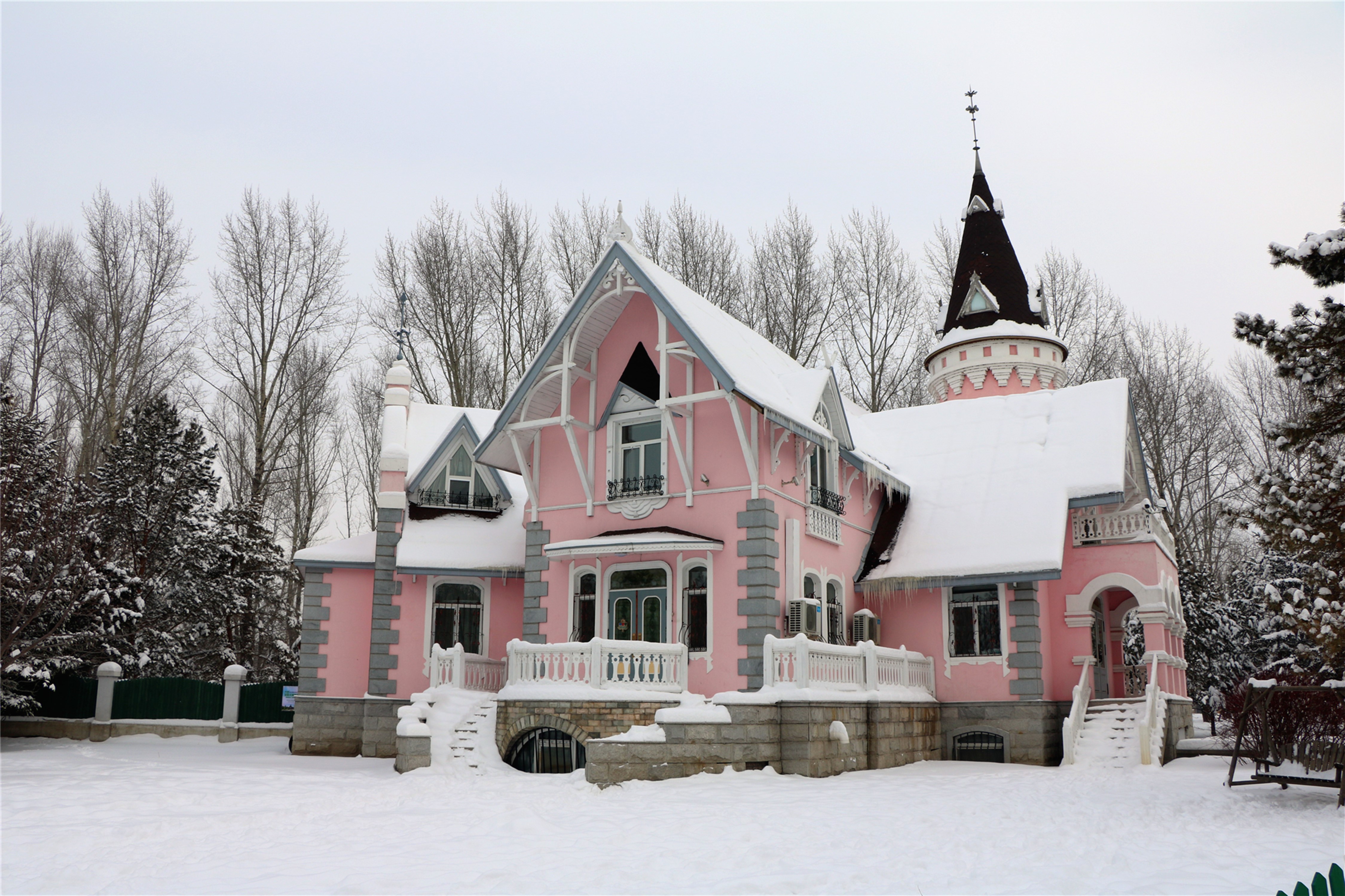 伏尔加庄园和俄罗斯风情小镇,伏尔加庄园浪漫的俄式冬季