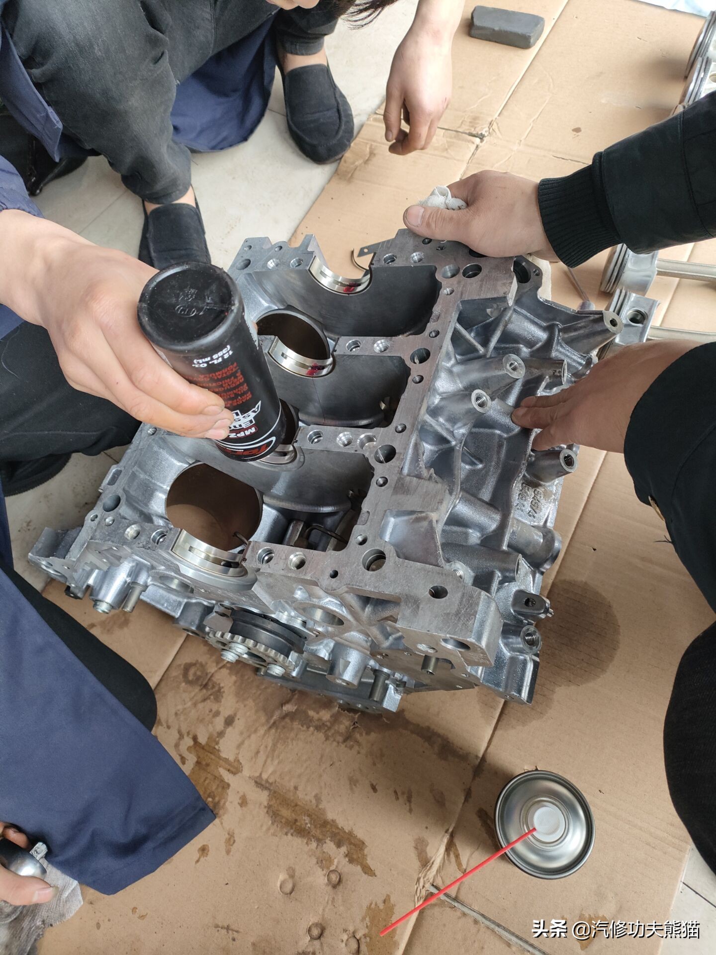 08款奥迪a6l手动挡2.0t烧机油么,09款奥迪a6l2.4烧机油怎么解决