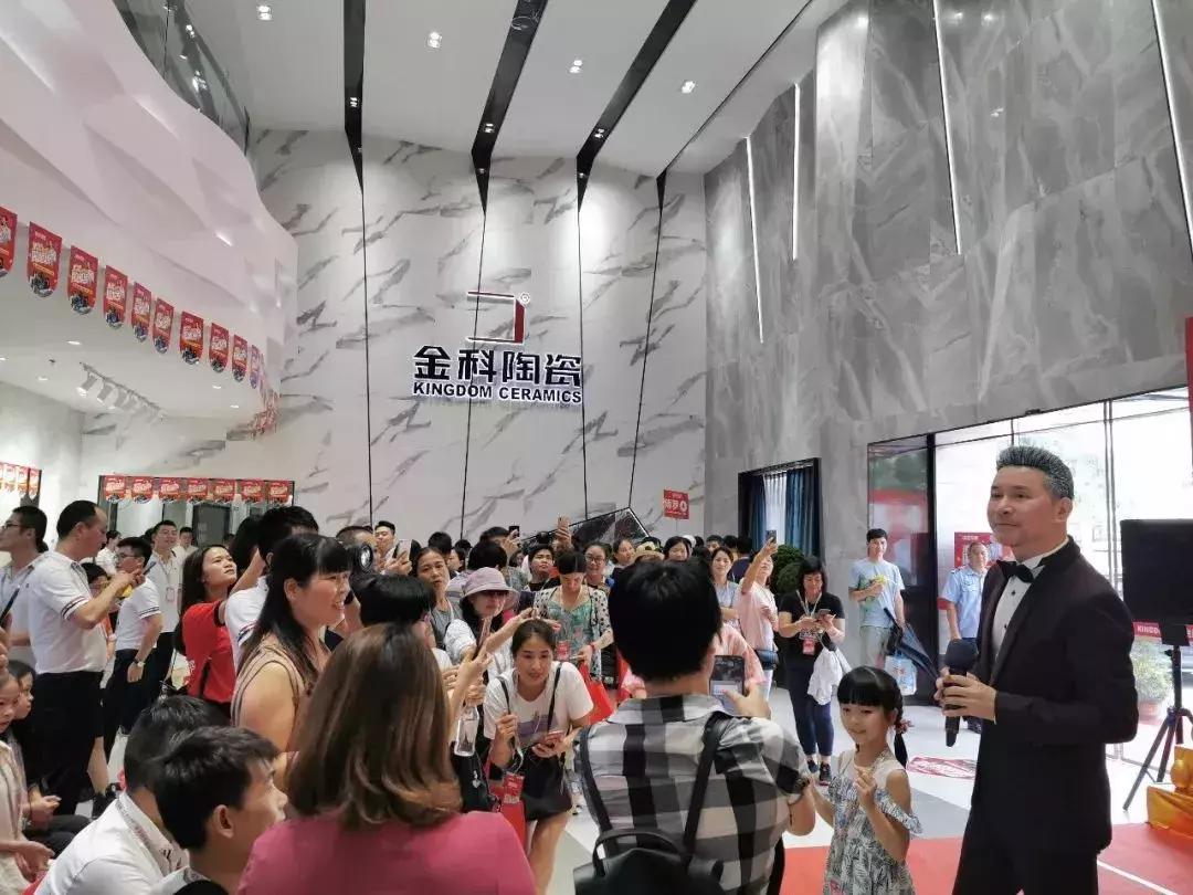 瓷砖最新零售模式,现在卖瓷砖模式