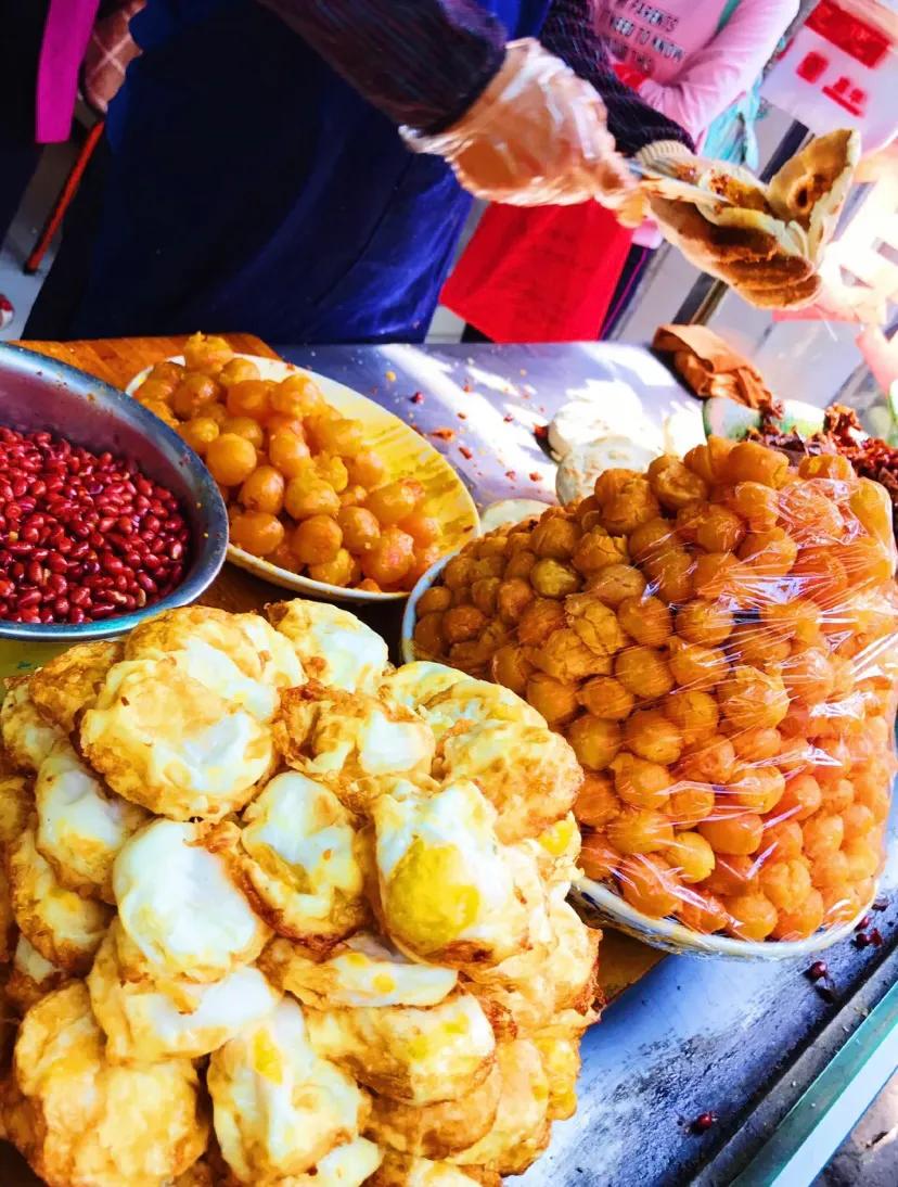 国内专坑游客的8条美食街,国内专坑游客的10条美食街