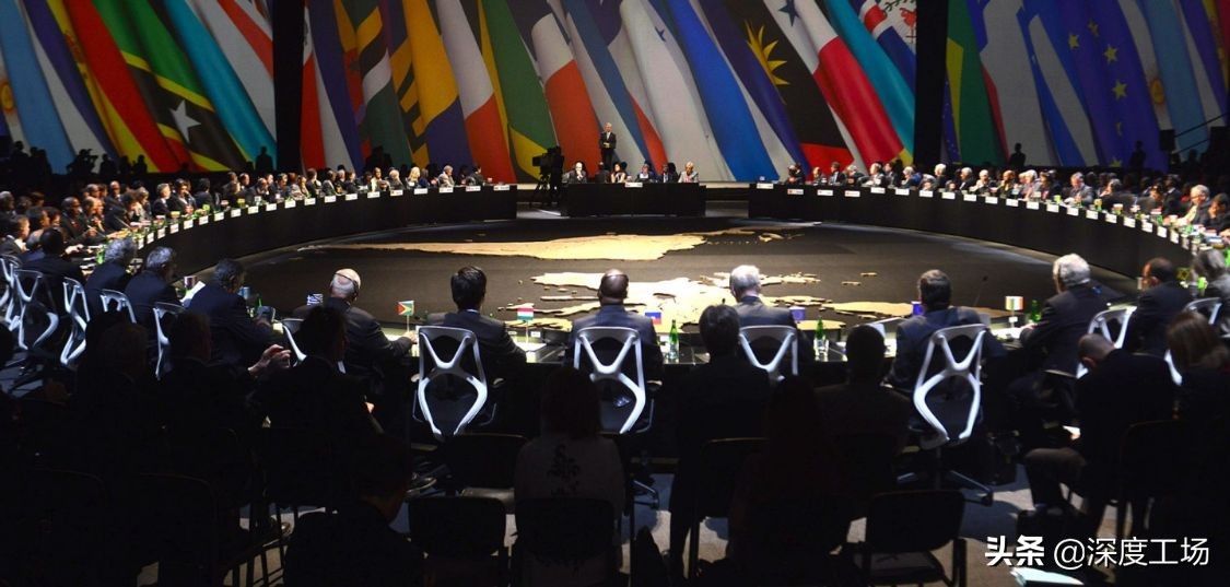 3000万美金买一艘航母,美英向澳出售核潜艇真正原因