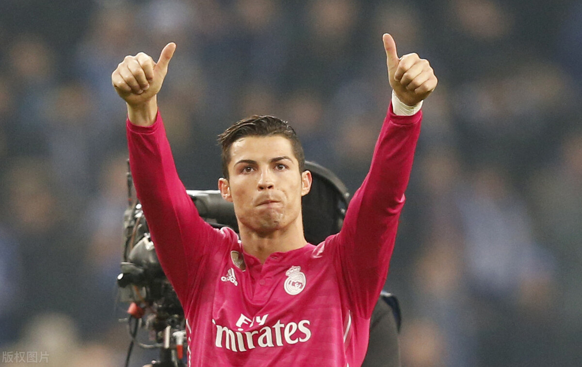 绿茵场上足球的魅力,绿茵场上的惊艳