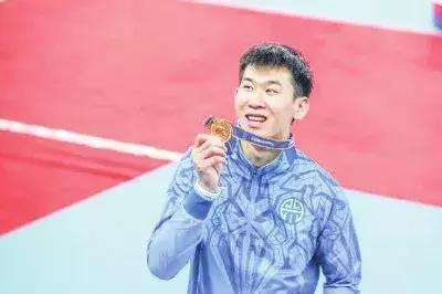 四川黄常洲世锦赛,黄常洲跑100米