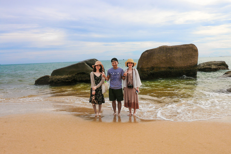 三亚一日游必买的婚纱 (三亚婚纱旅拍攻略)