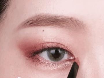 单眼皮jennie烟熏妆,如何画jennie的眼妆