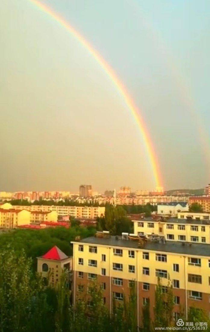 双彩虹映照下的绝美风景，洛阳奇特天象百年不遇