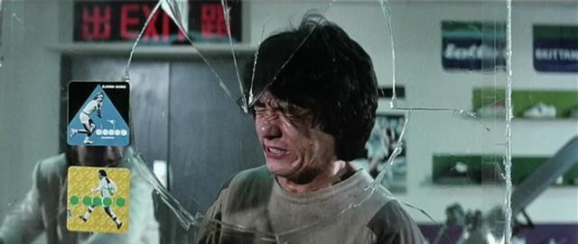 成龙电影里的半神式英雄,为什么最令全球“龙迷”痴狂、向往?