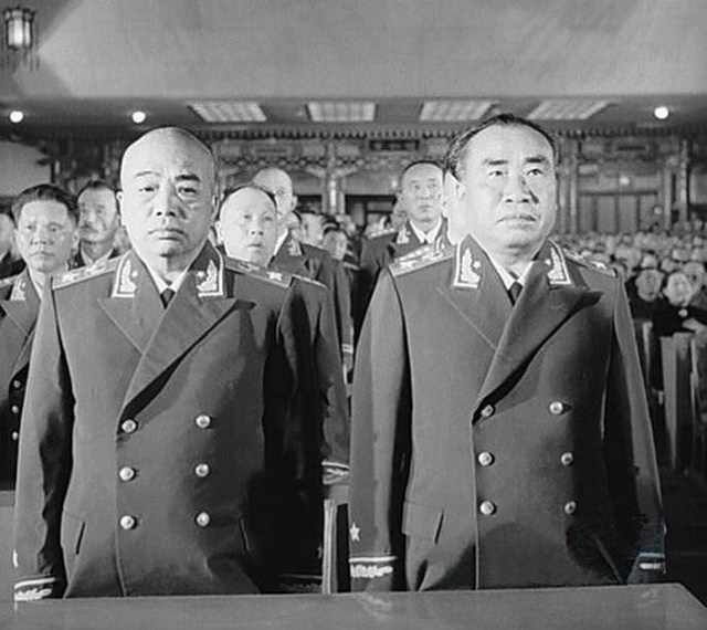 1955年授衔上校相当于什么级别,1955年授衔的将军还有健在的吗