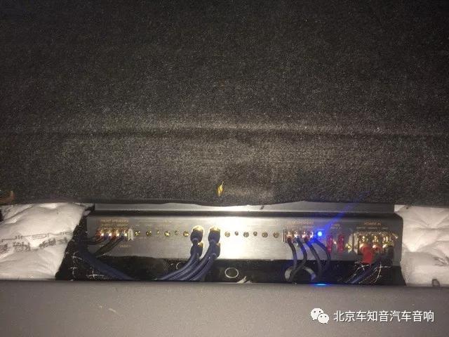 奔腾x80音响改装低音炮,奔腾X80外观改装