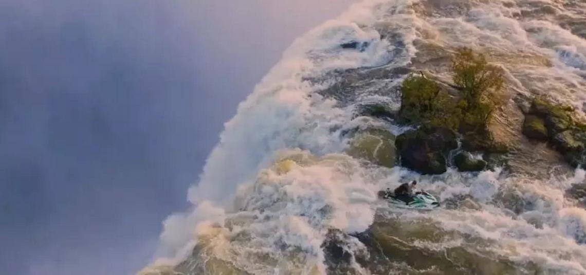 成龙《急先锋》取景地这么多，迪拜中东非洲伦敦，你最想去哪里