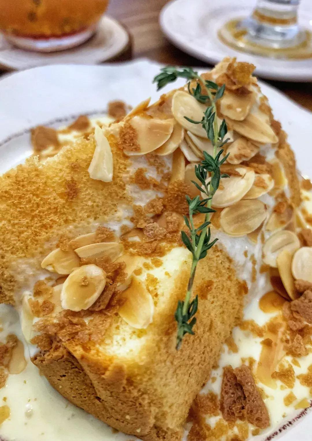 广州美食：藏在林和邨的的日式甜品店，有钱还不一定能迟到