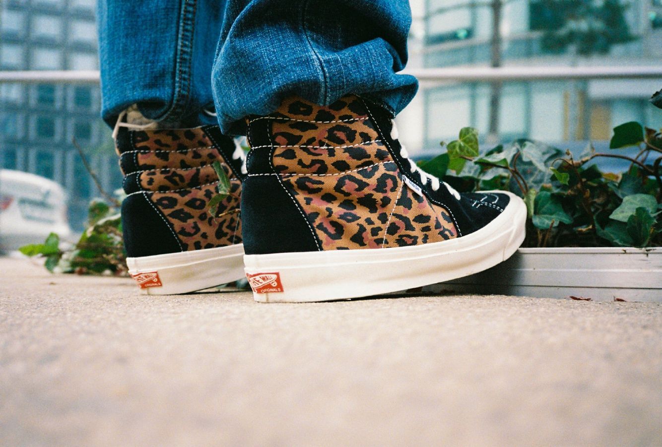 vans蓝色动物纹,vans棋盘格新年款