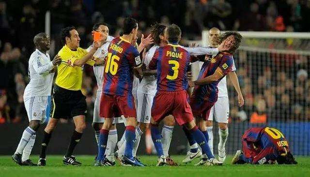 西班牙国王杯巴伦西亚,国王杯2021赛程巴塞罗那