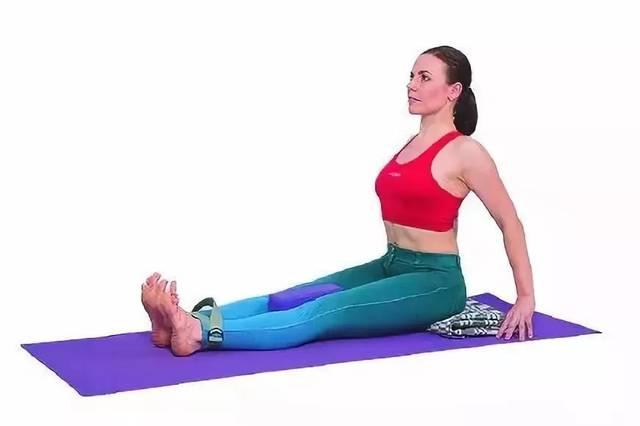 “龙女郎”身材有多好？作为瑜伽教练的她，紧致身材，惹人羡慕了